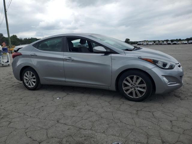2016 HYUNDAI ELANTRA SE 5NPDH4AE7GH718332