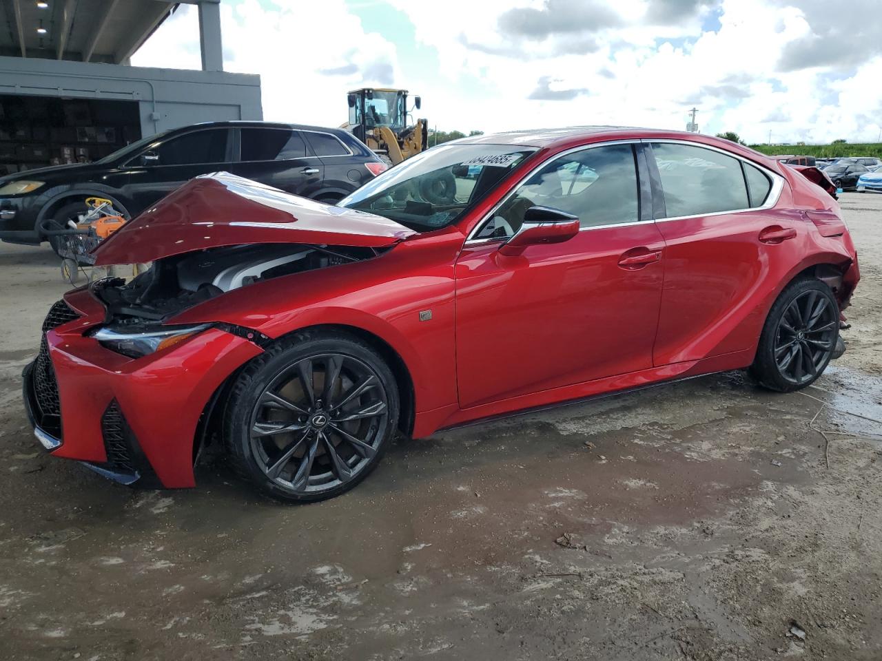 LEXUS IS 350 F SPORT DESIGN