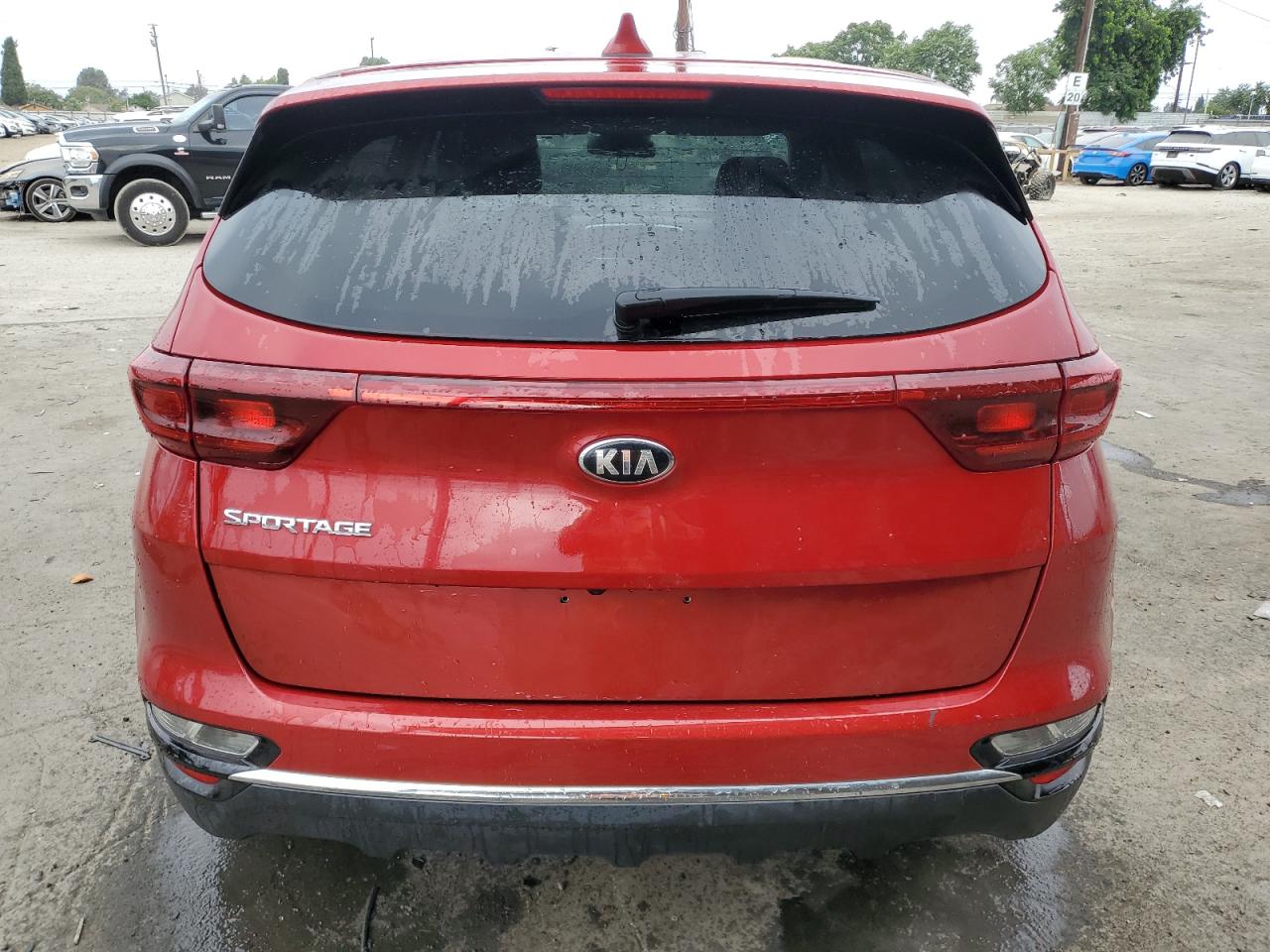 KIA SPORTAGE LX