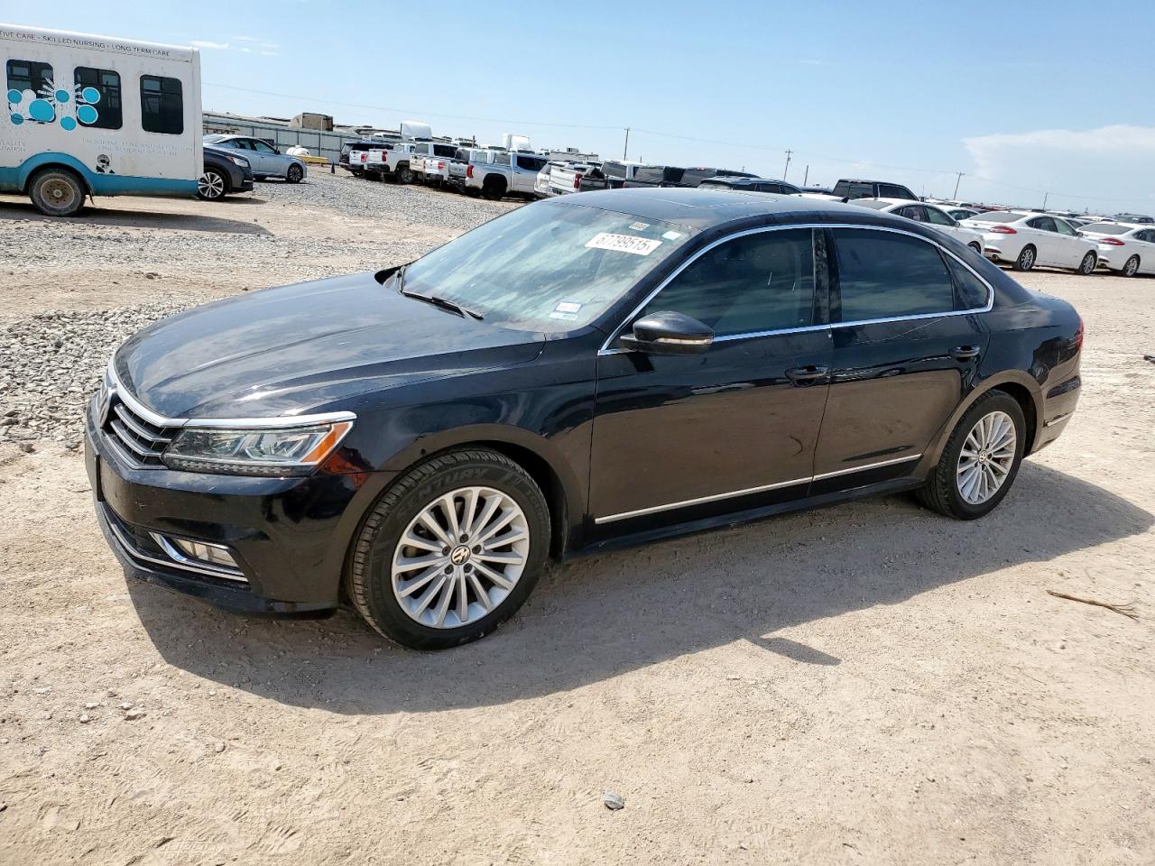 VOLKSWAGEN PASSAT SE