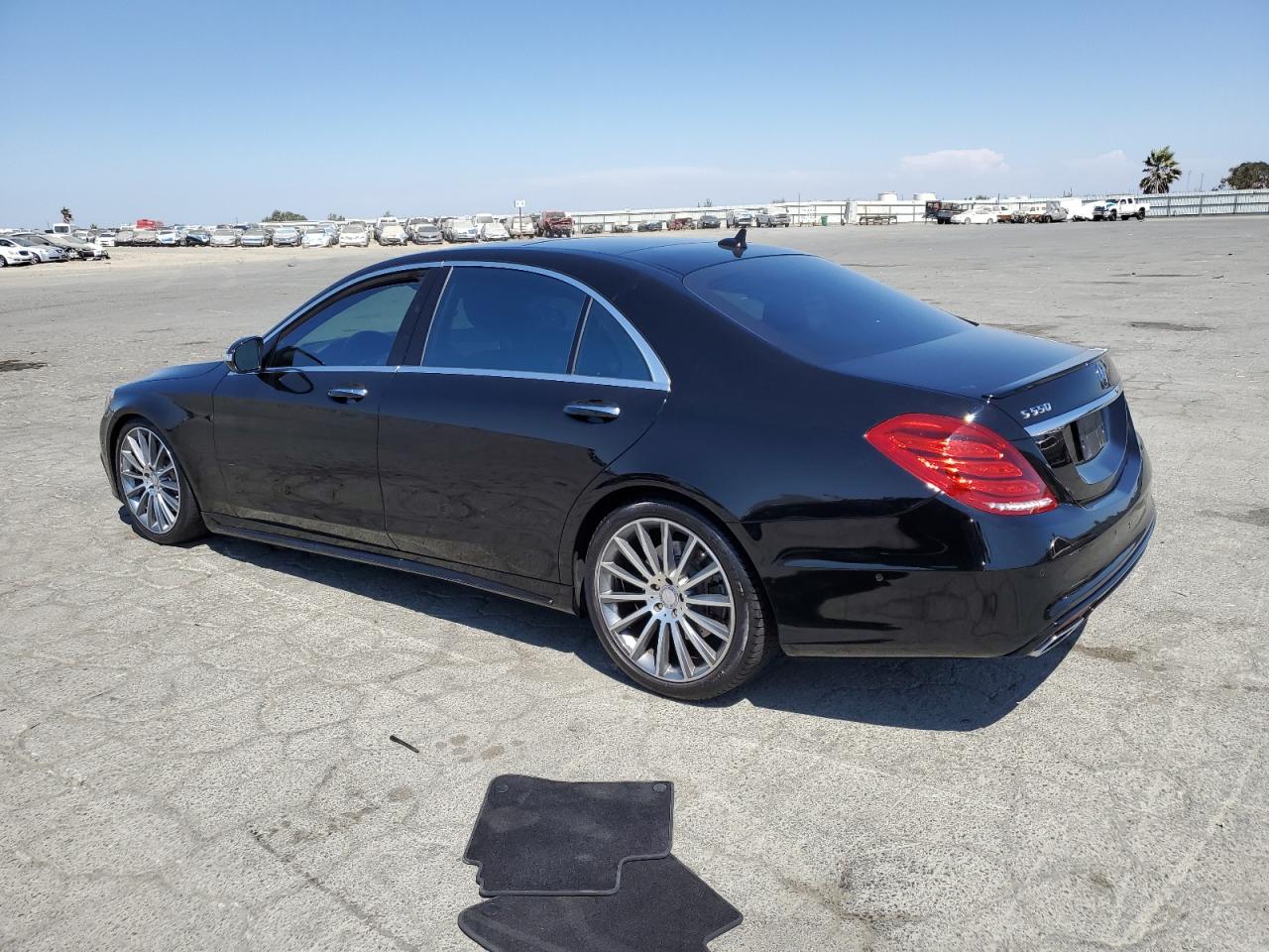 MERCEDES-BENZ S-CLASS 550