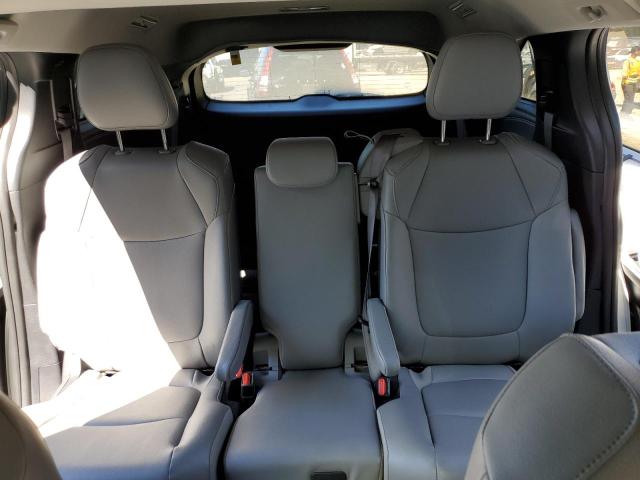 2025 TOYOTA SIENNA XLE 5TDYRKEC2SS258012