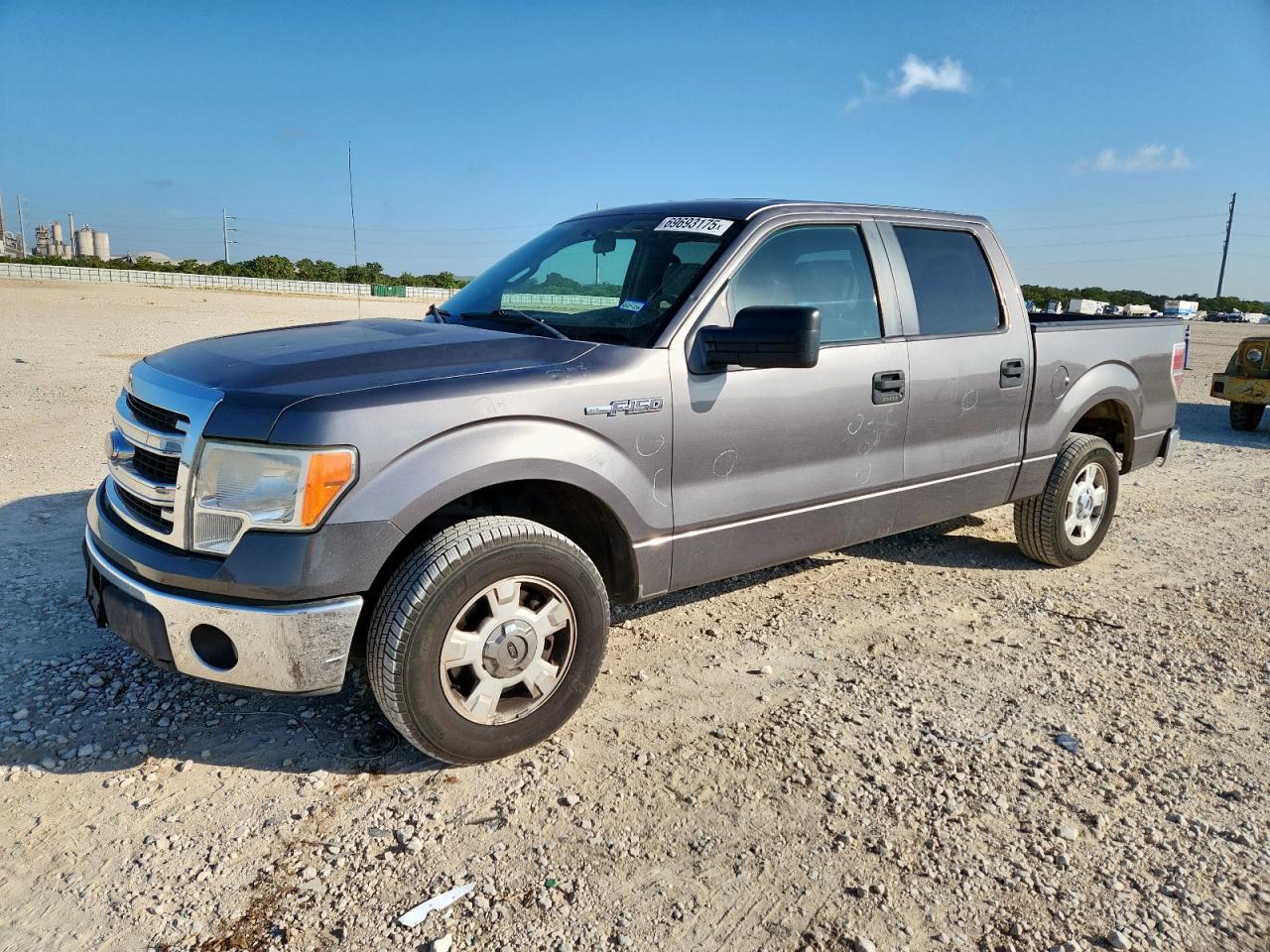 Vehicle photo