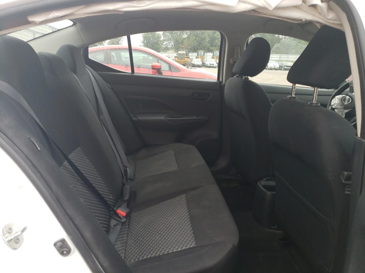 NISSAN VERSA S