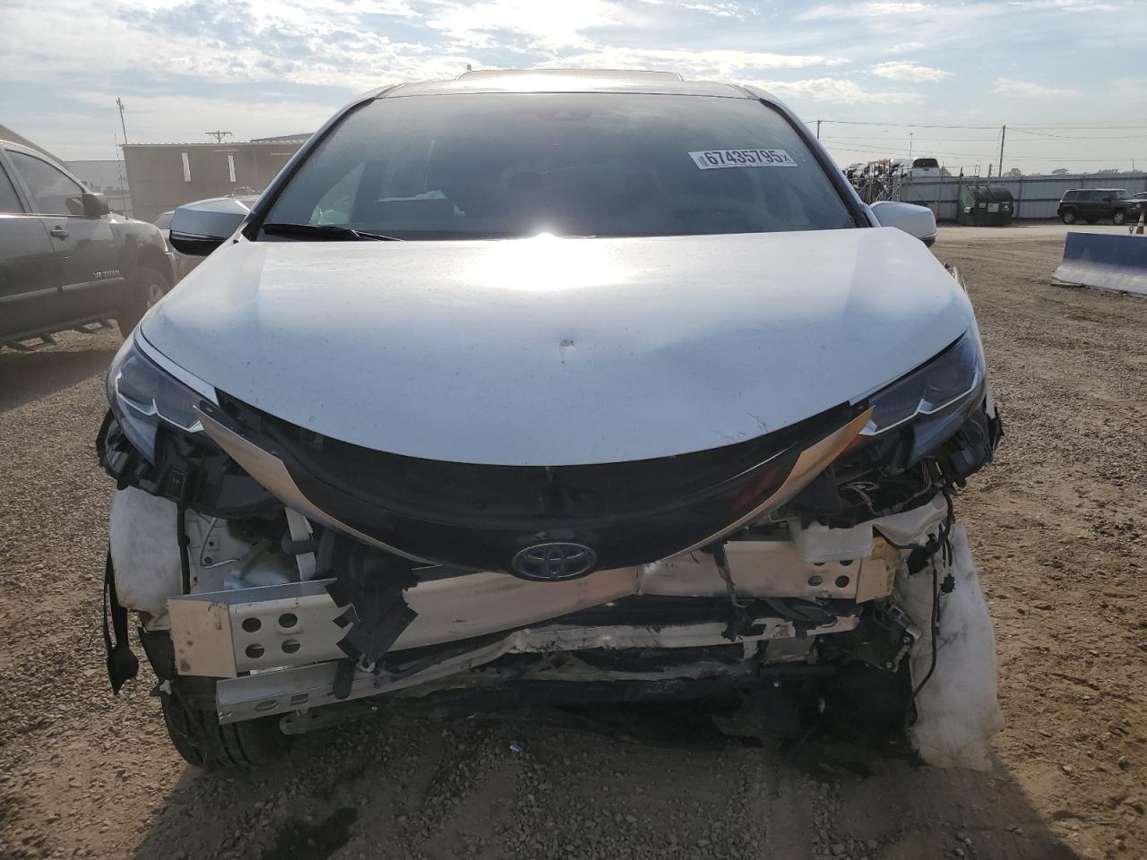 TOYOTA SIENNA LIMITED