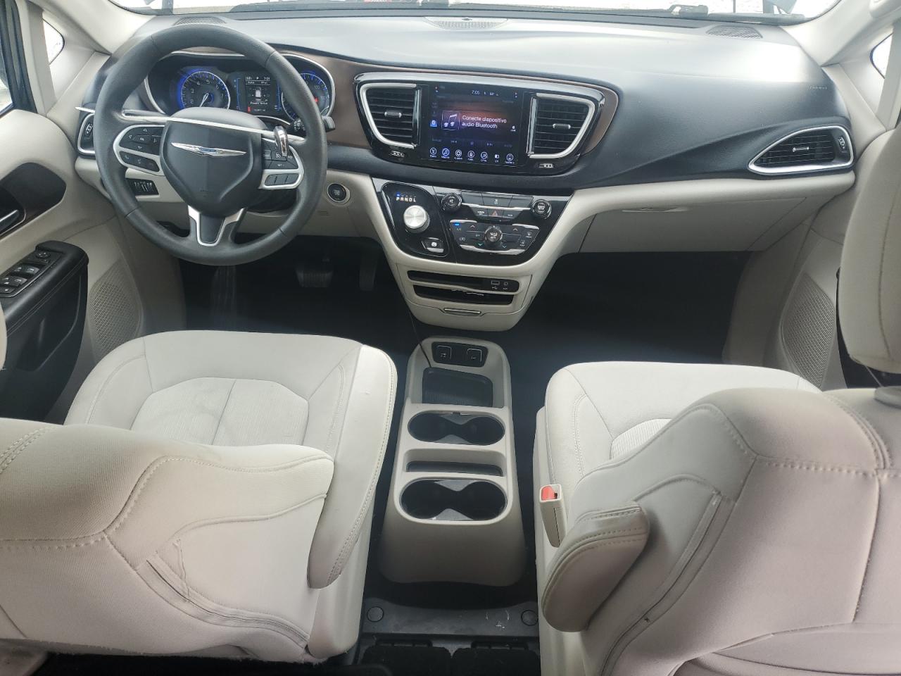 CHRYSLER PACIFICA TOURING