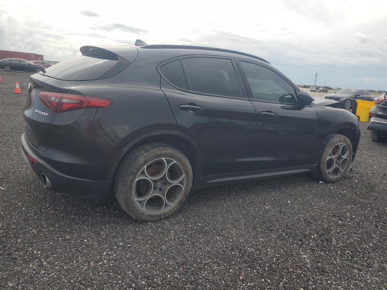 ALFA ROMEO STELVIO SPORT