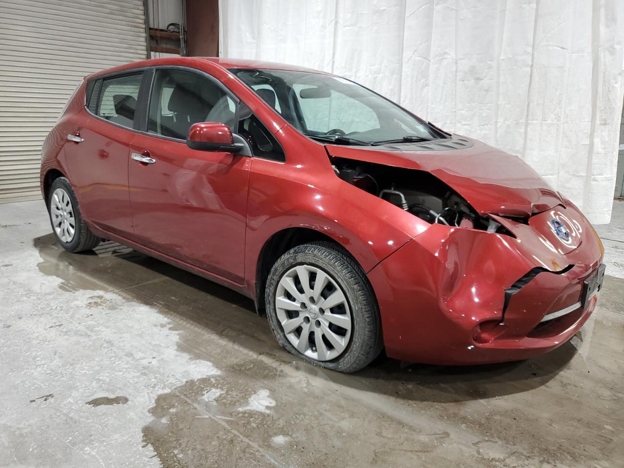 NISSAN LEAF S