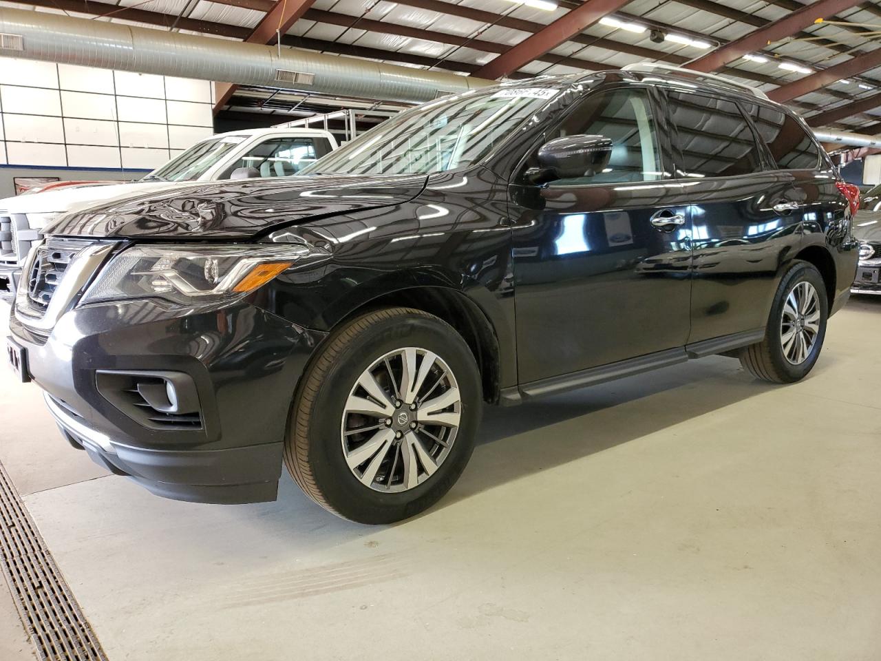 NISSAN PATHFINDER SL