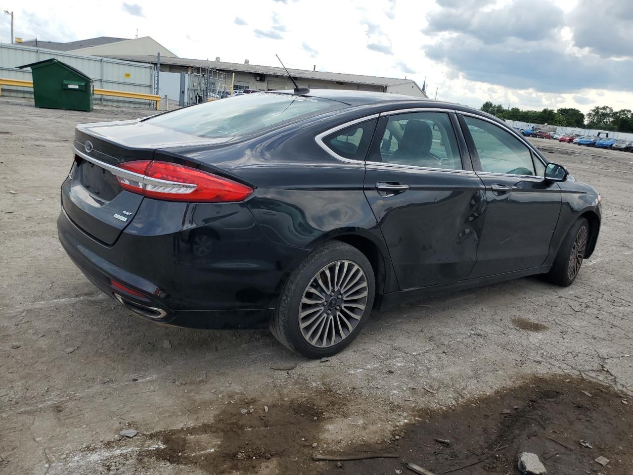 FORD FUSION SE