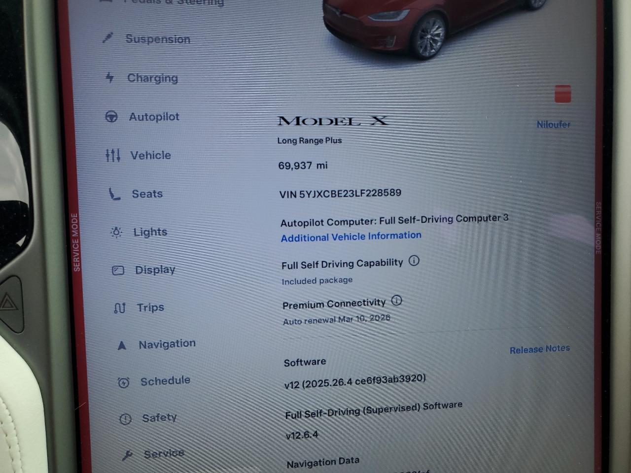 TESLA MODEL X