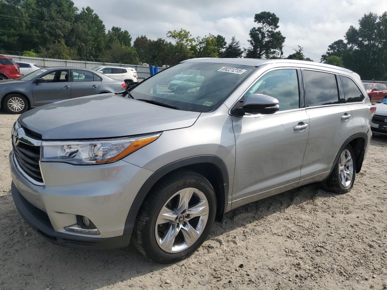 TOYOTA HIGHLANDER LIMITED