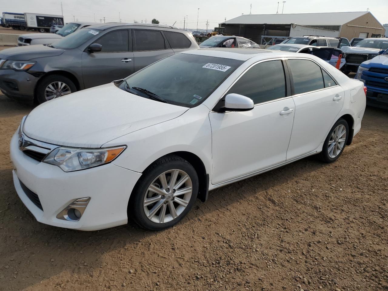 TOYOTA CAMRY BASE