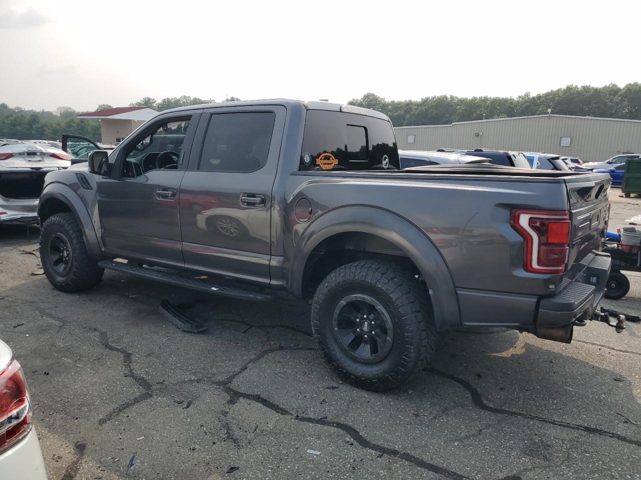 FORD F-150 RAPTOR