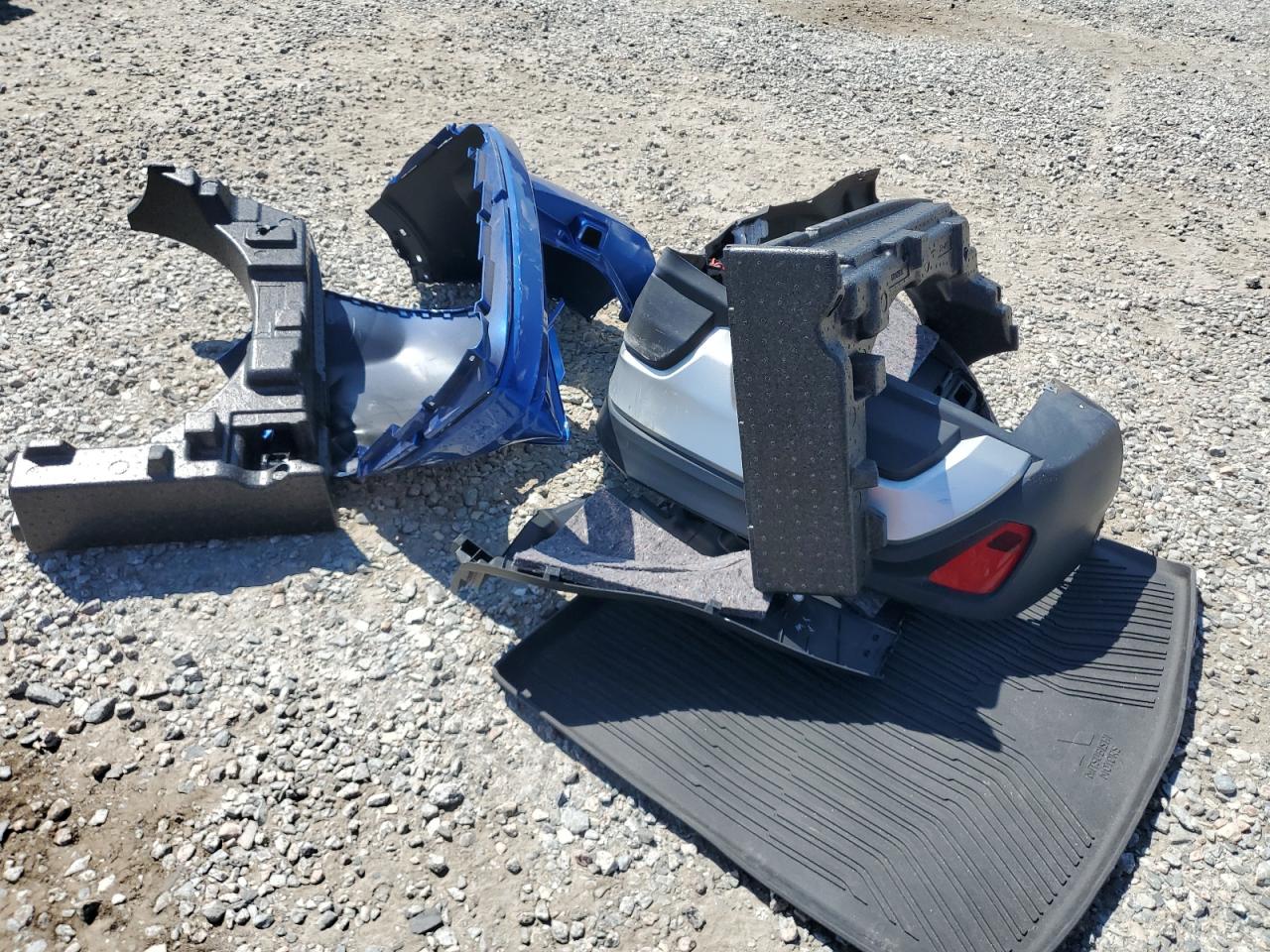 MITSUBISHI ECLIPSE SE