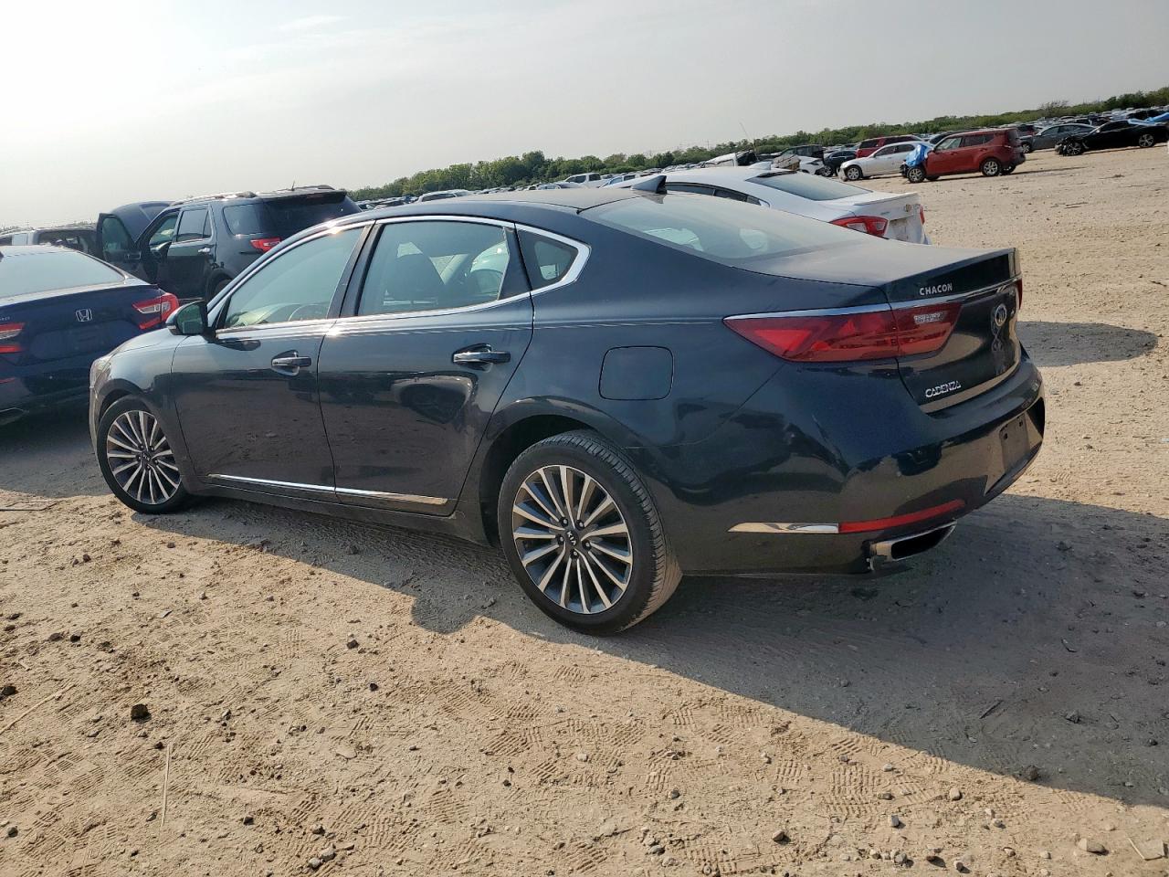 KIA CADENZA PREMIUM