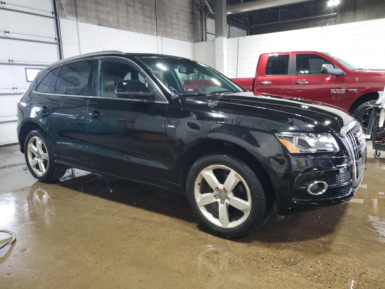 AUDI Q5 PREMIUM PLUS