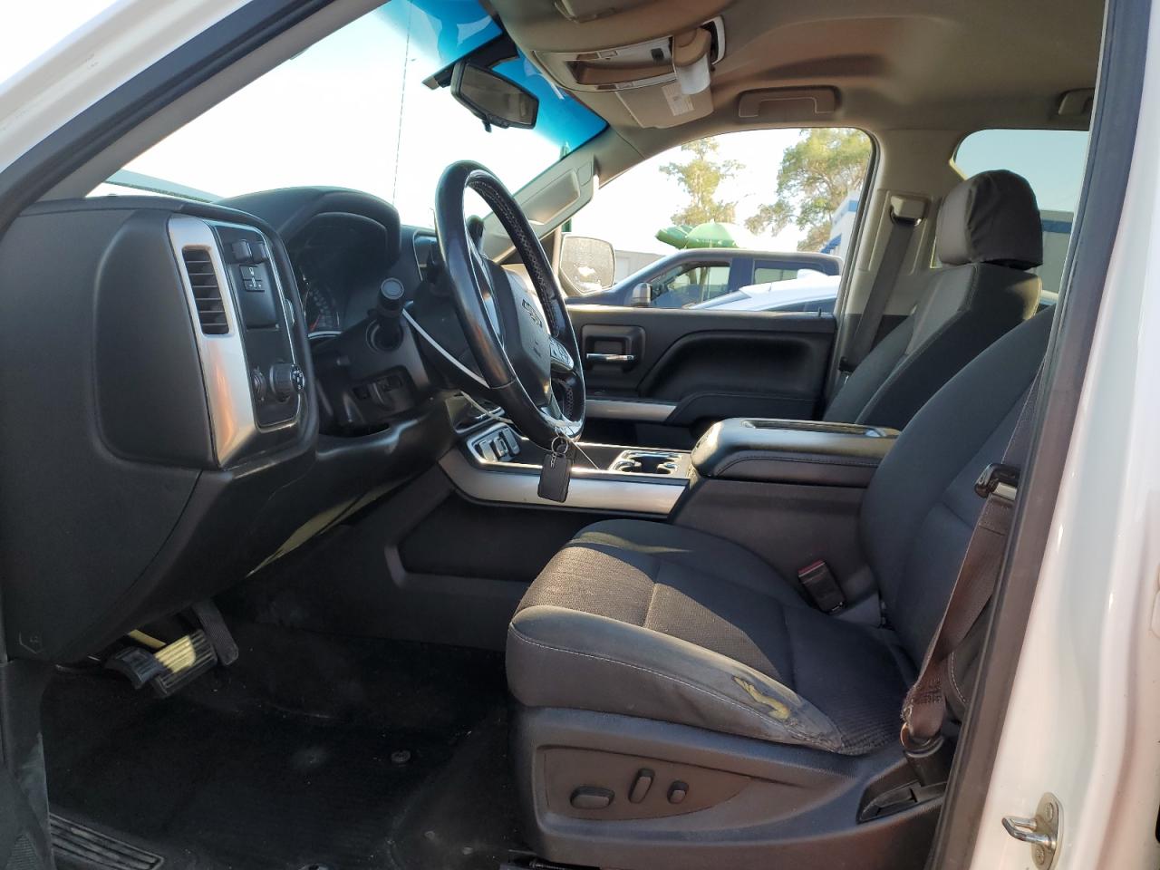 CHEVROLET SILVERADO C1500 LT