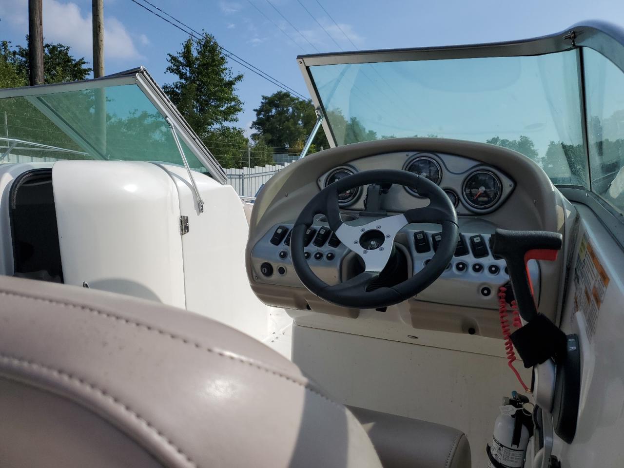 Lot #3301664621 2013 HURRICANE/GODFREY MARINE BOAT