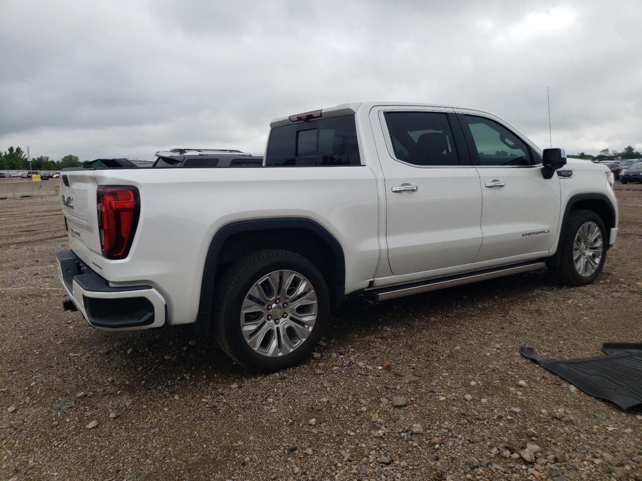 GMC SIERRA 1500 K1500 DENALI