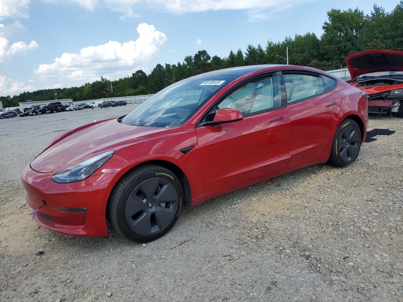 TESLA MODEL 3