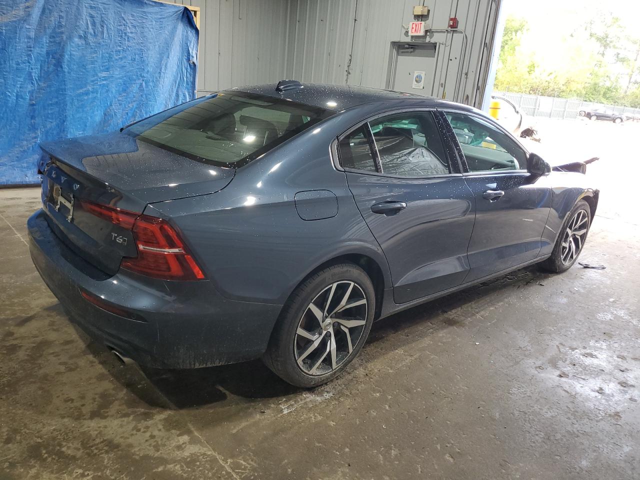 VOLVO S60 T6 MOMENTUM