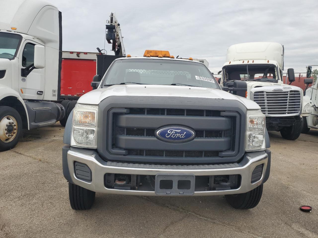 FORD F-550 SUPER DUTY