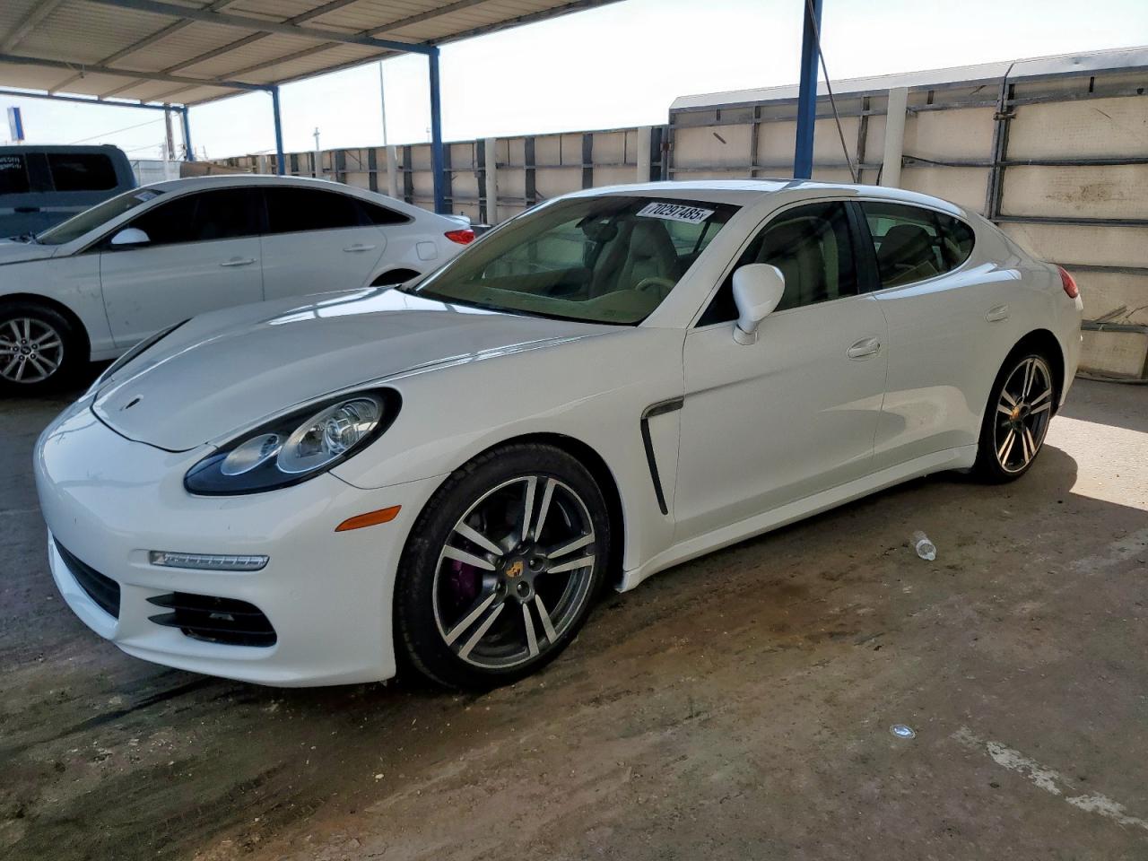 PORSCHE PANAMERA 2