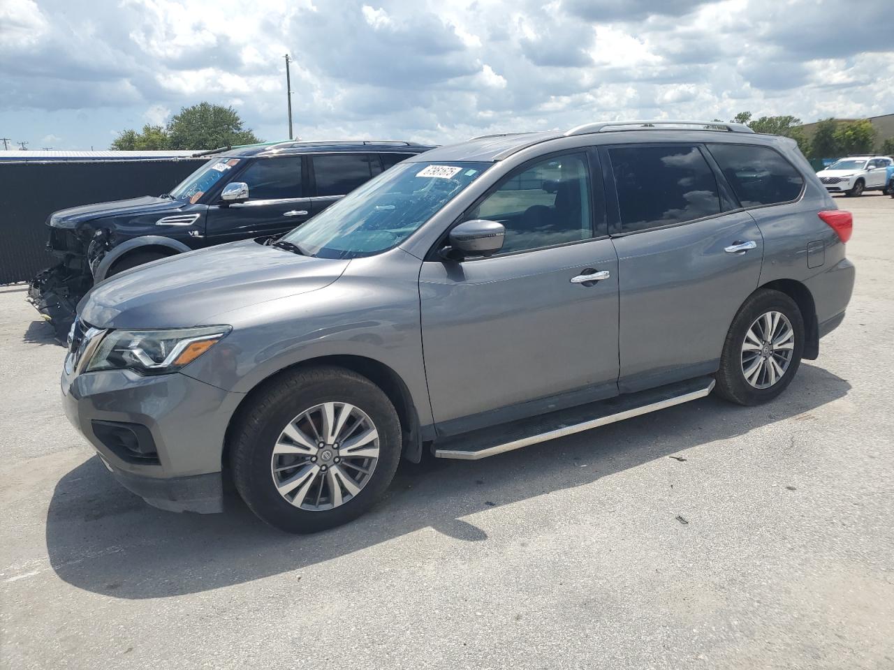 NISSAN PATHFINDER S
