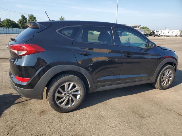 2017 HYUNDAI TUCSON SE KM8J23A4XHU565681