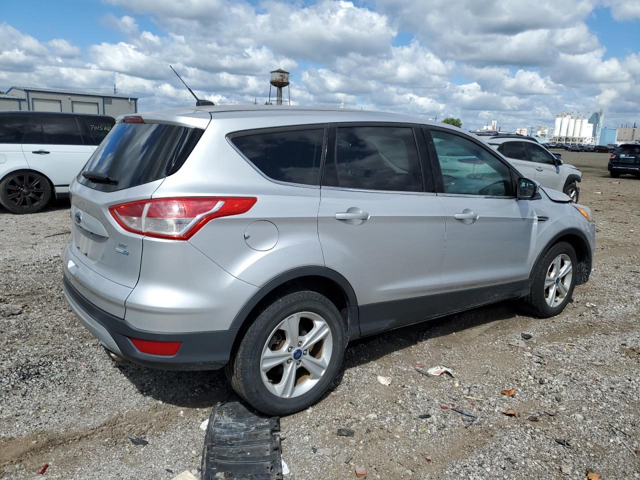 FORD ESCAPE SE