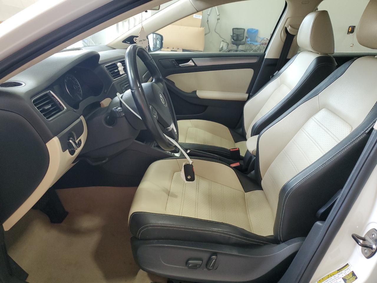 VOLKSWAGEN JETTA SEL