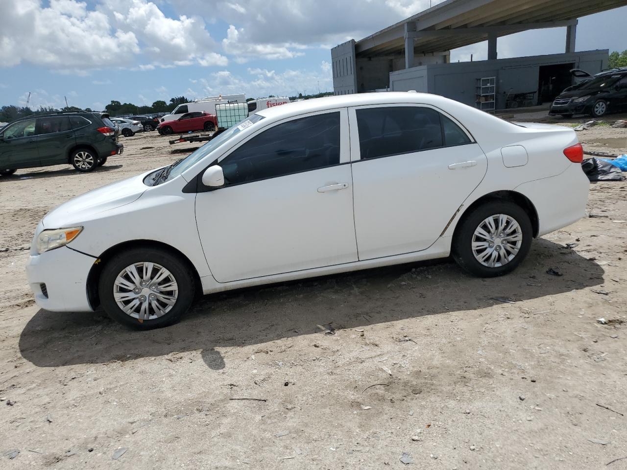 TOYOTA COROLLA BASE