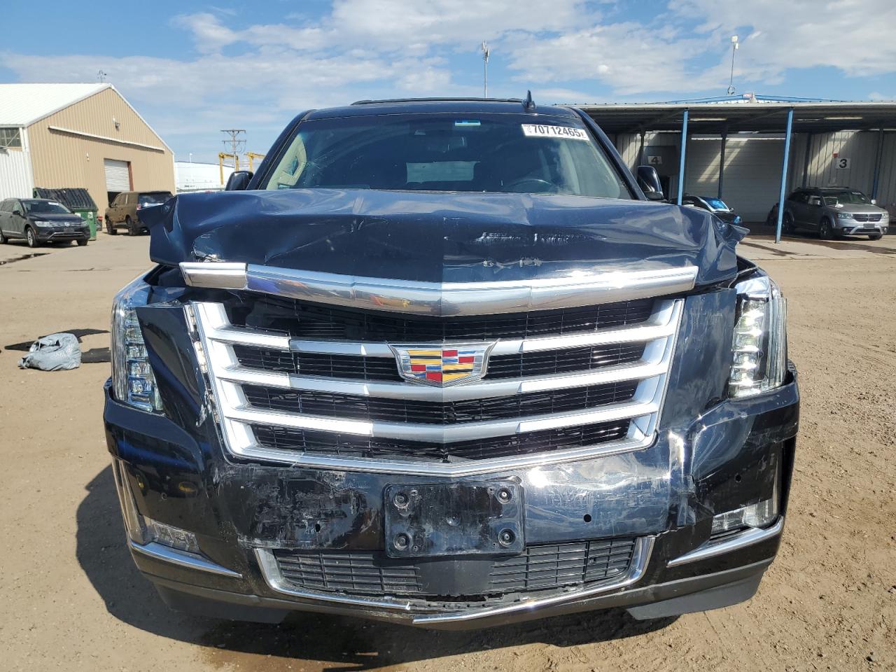 CADILLAC ESCALADE ESV PREMIUM LUXURY