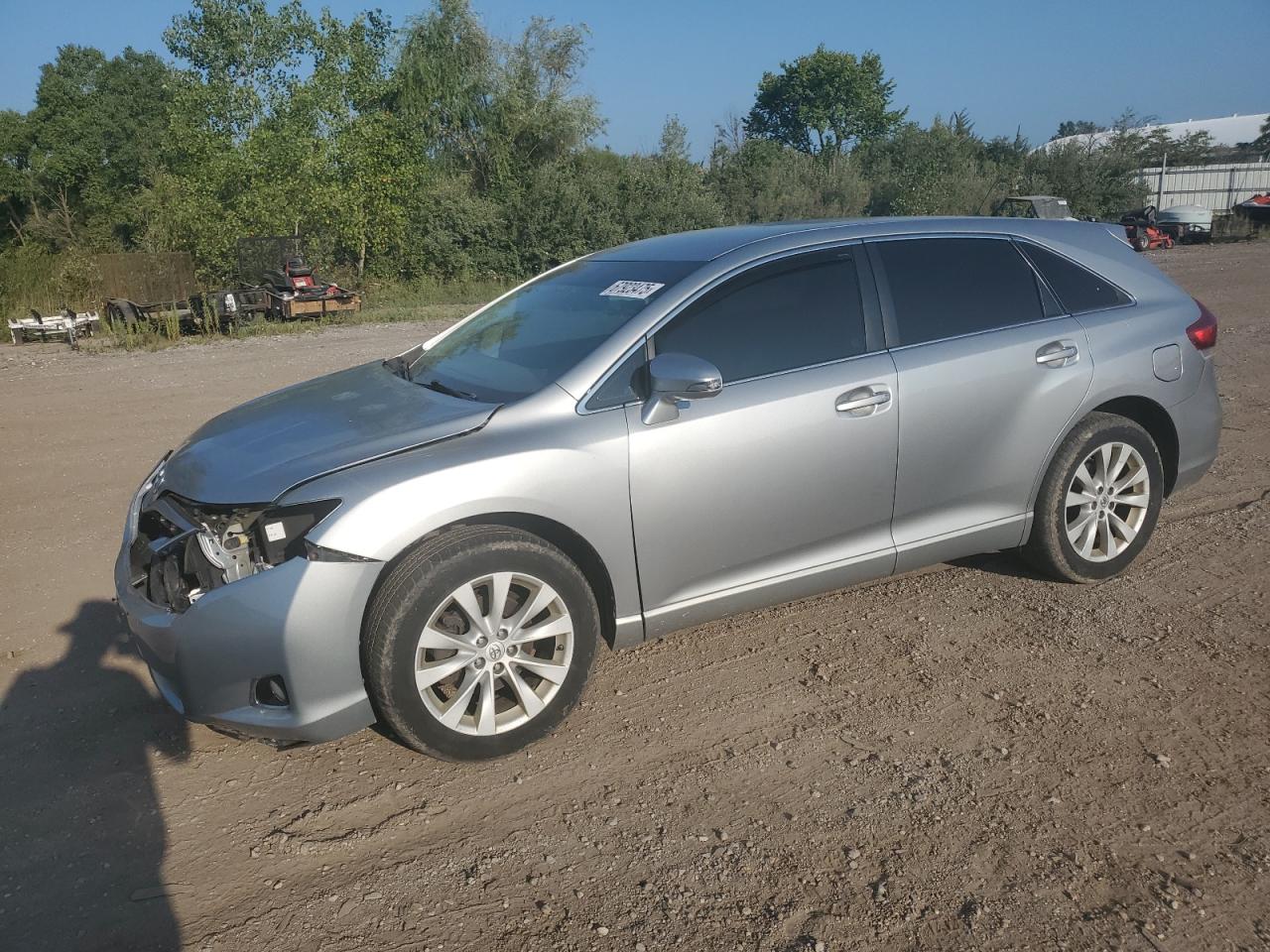 TOYOTA VENZA LE