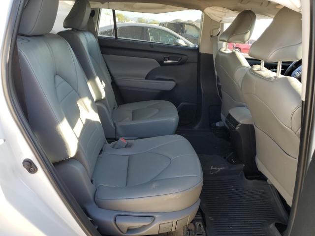 2022 TOYOTA HIGHLANDER HYBRID XLE 5TDHBRCH3NS558531