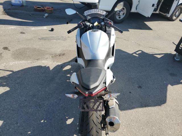 2025 KAWASAKI EX500 ML5EXGG12SDA58984
