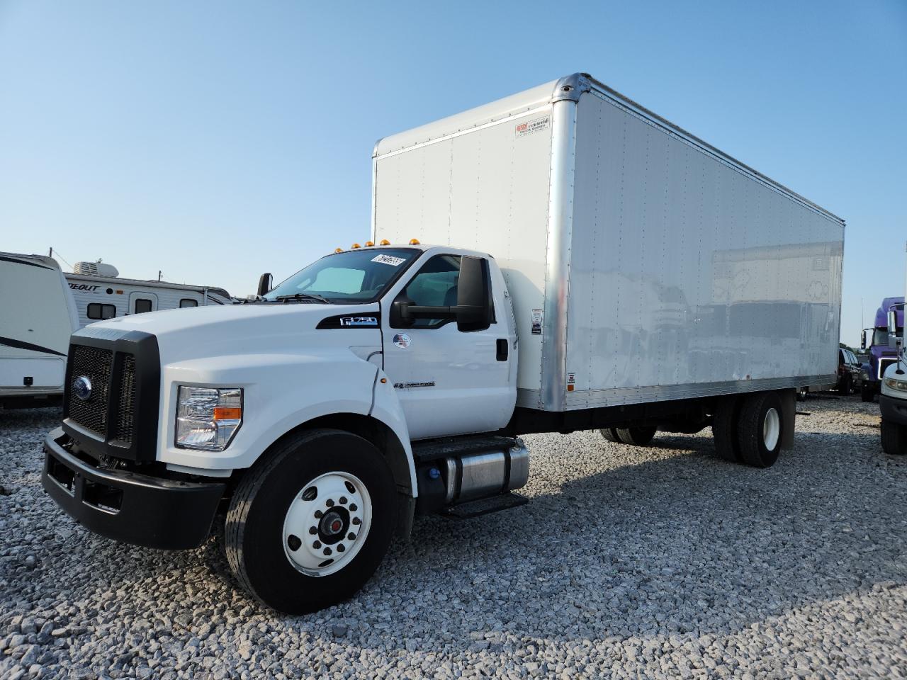 FORD F-750 SUPER DUTY
