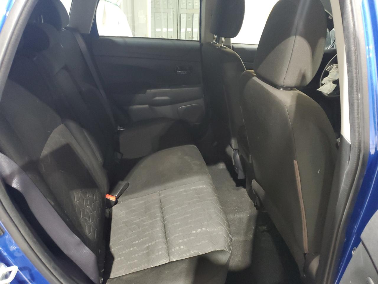 MITSUBISHI OUTLANDER ES