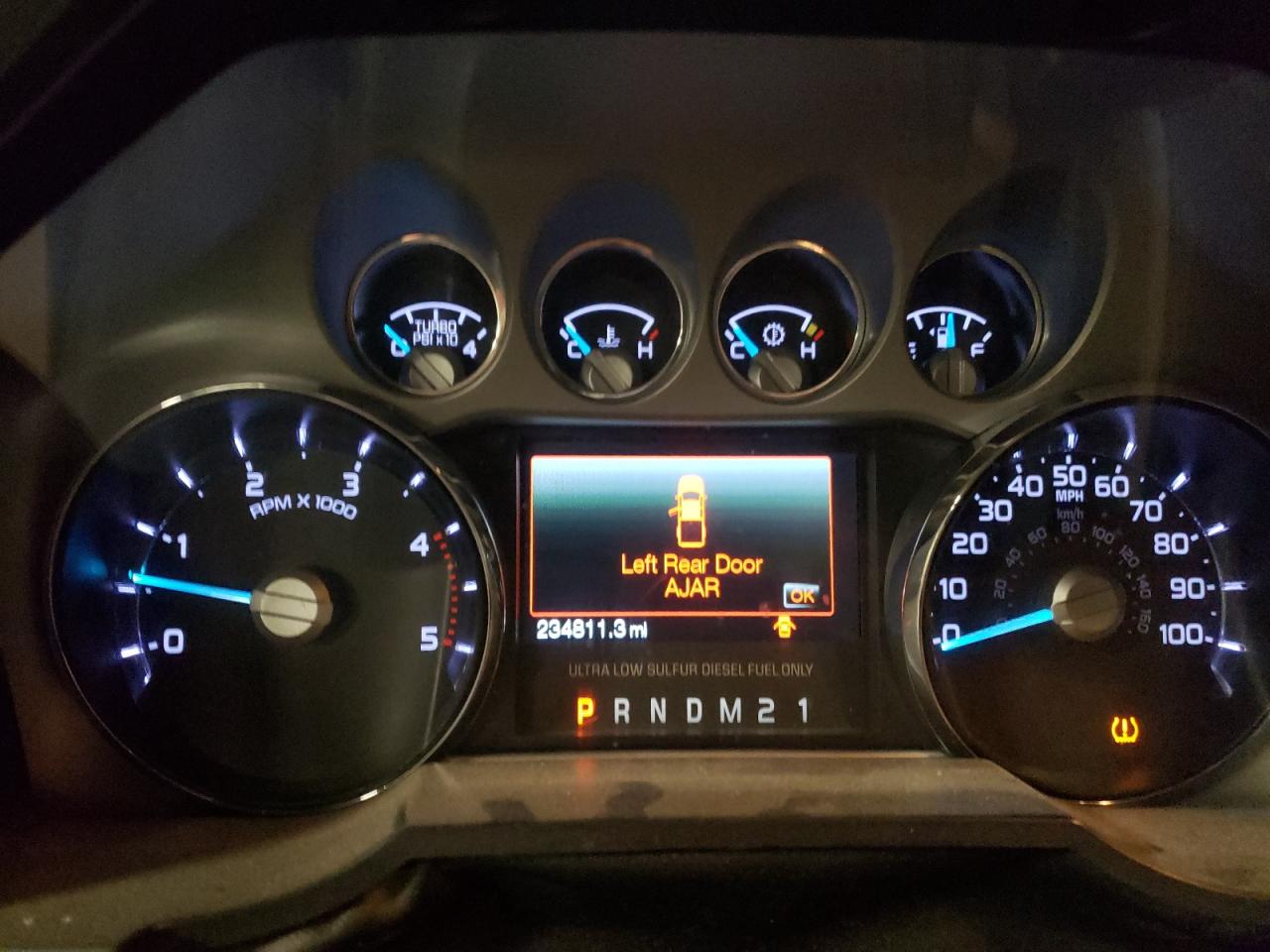 FORD F-350 SUPER DUTY