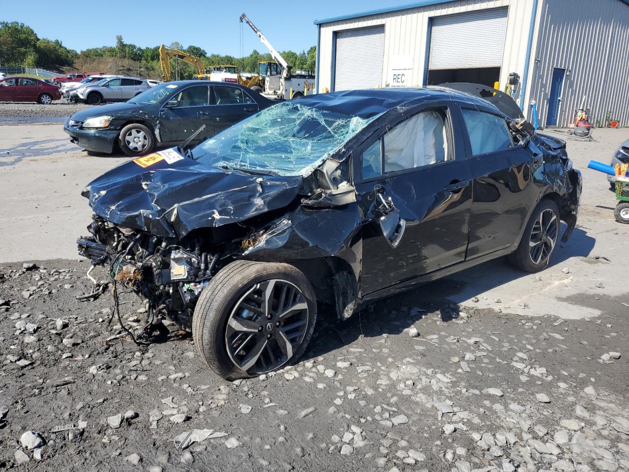 NISSAN VERSA SR