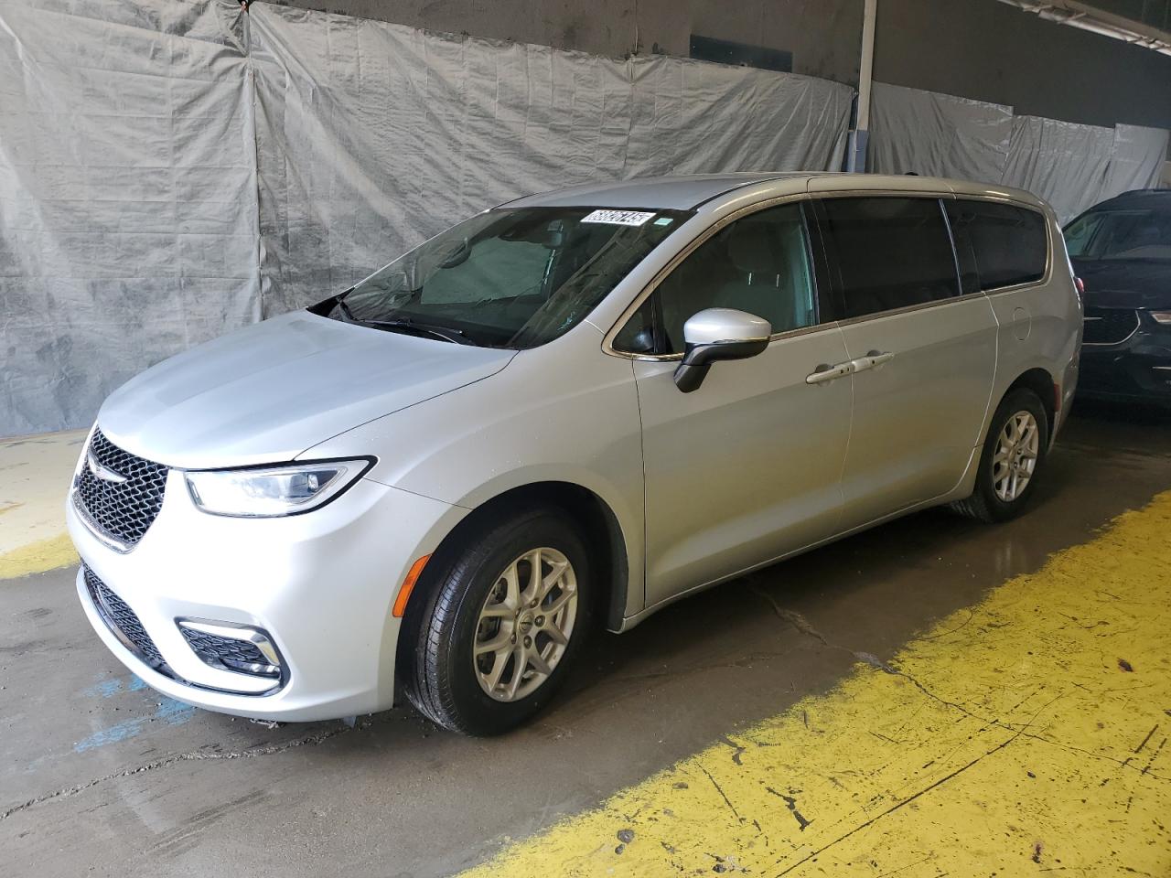 CHRYSLER PACIFICA TOURING