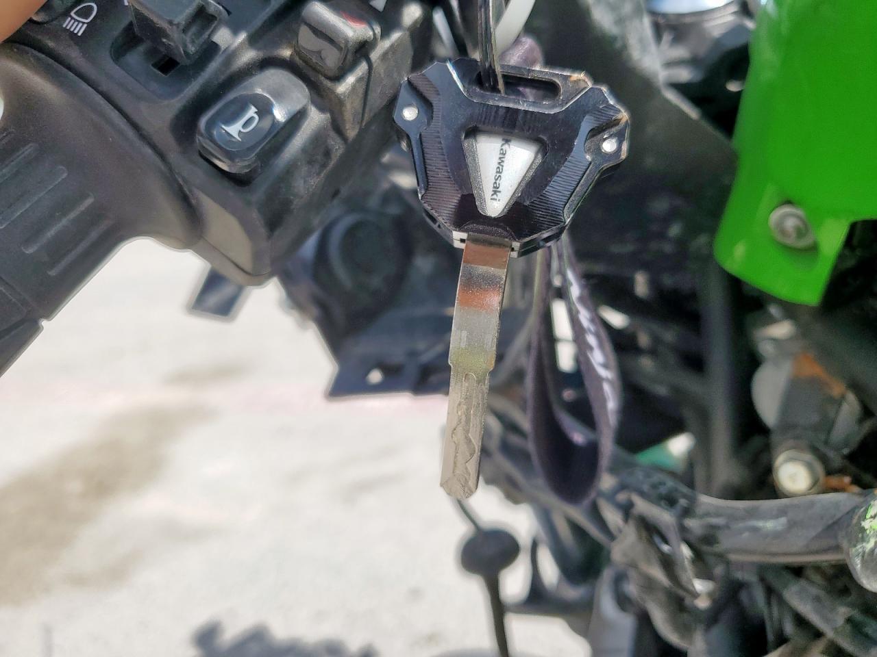 Lot #3263780673 2024 KAWASAKI EX650 P