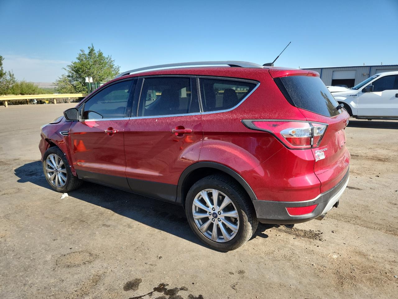 FORD ESCAPE TITANIUM