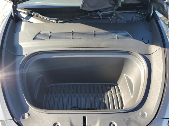 2024 TESLA MODEL Y 7SAYGDEE1RF025808