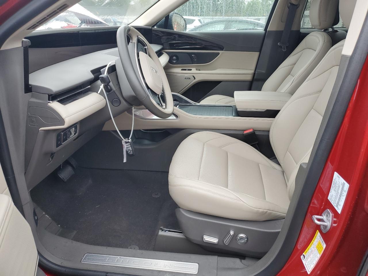 LINCOLN NAUTILUS PREMIERE