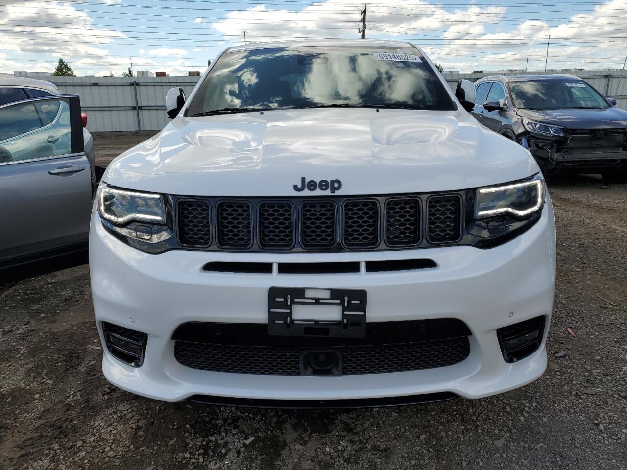 JEEP GRAND CHEROKEE SRT-8