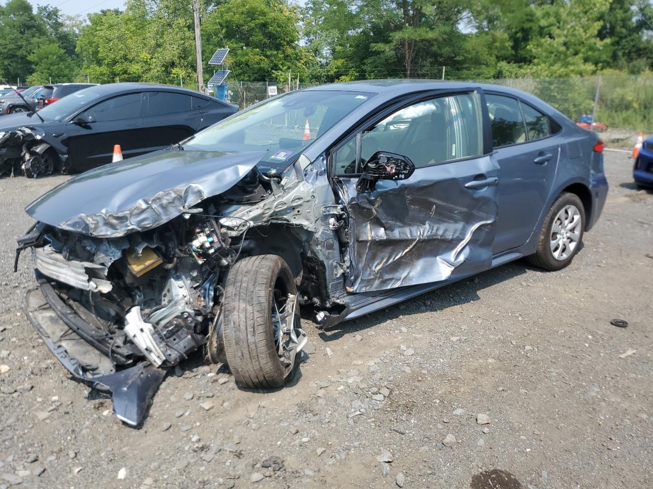 Lot #3223306330 2020 TOYOTA COROLLA LE