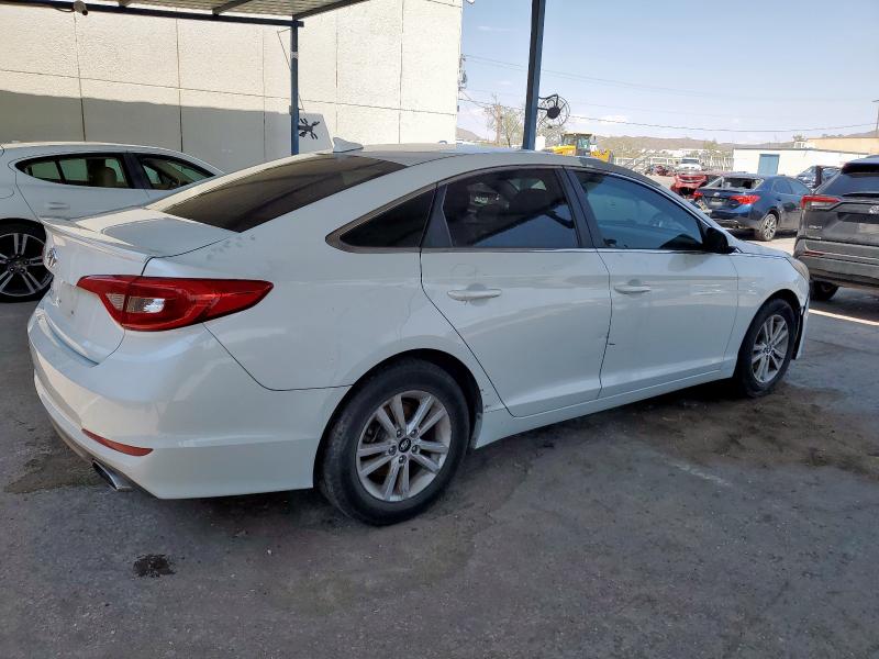 2016 HYUNDAI SONATA SE 5NPE24AF7GH273895