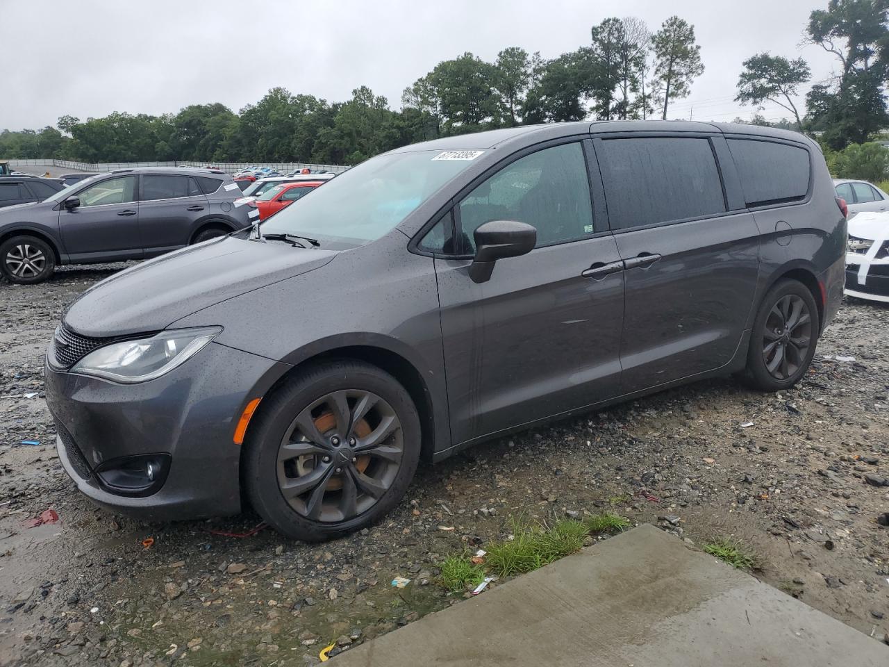 CHRYSLER PACIFICA TOURING PLUS